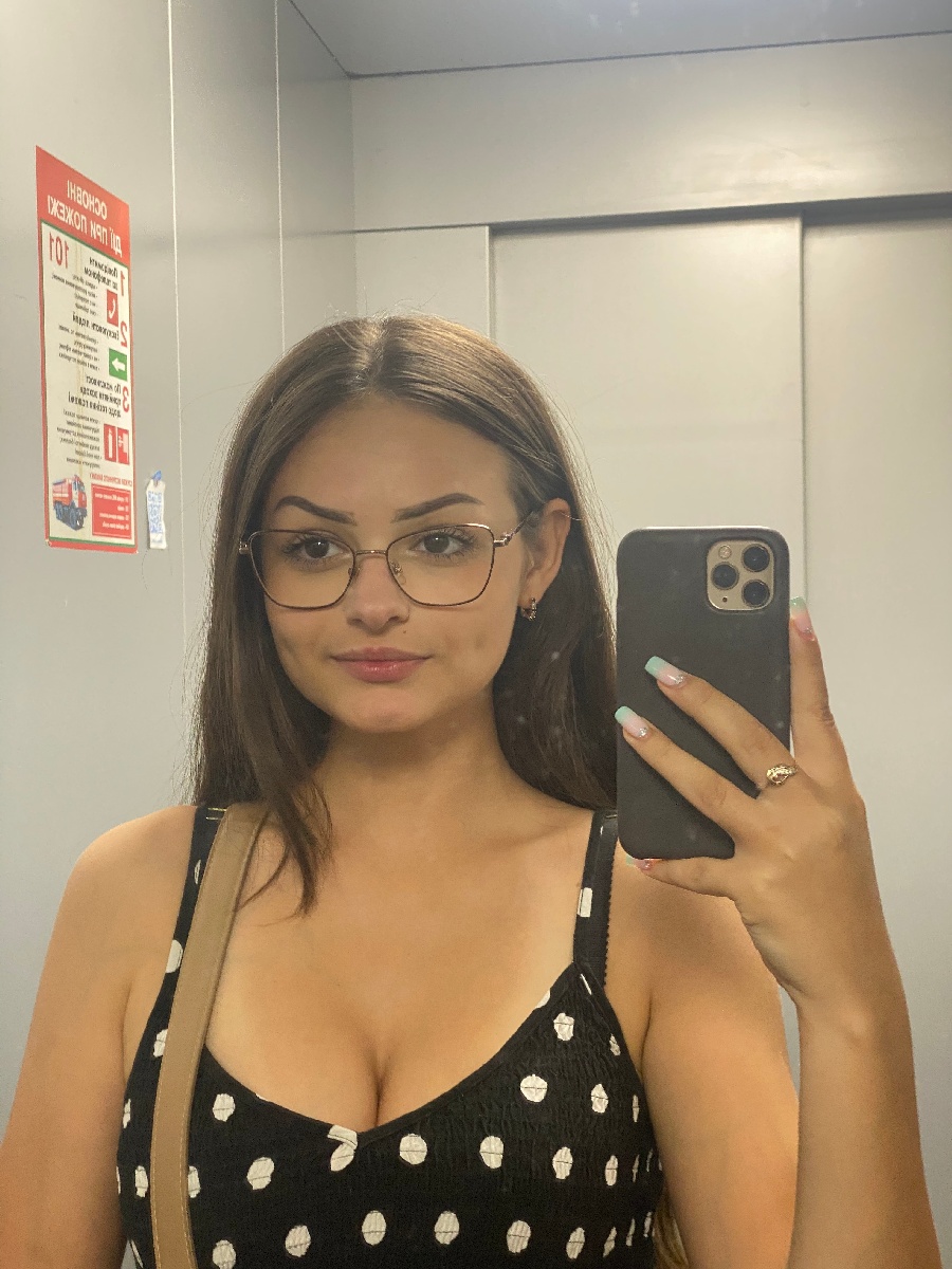 Sexy model Stacy in Narayanganj